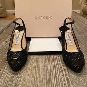 JIMMY CHOO PUMPS!! ❤️🖤❤️🖤